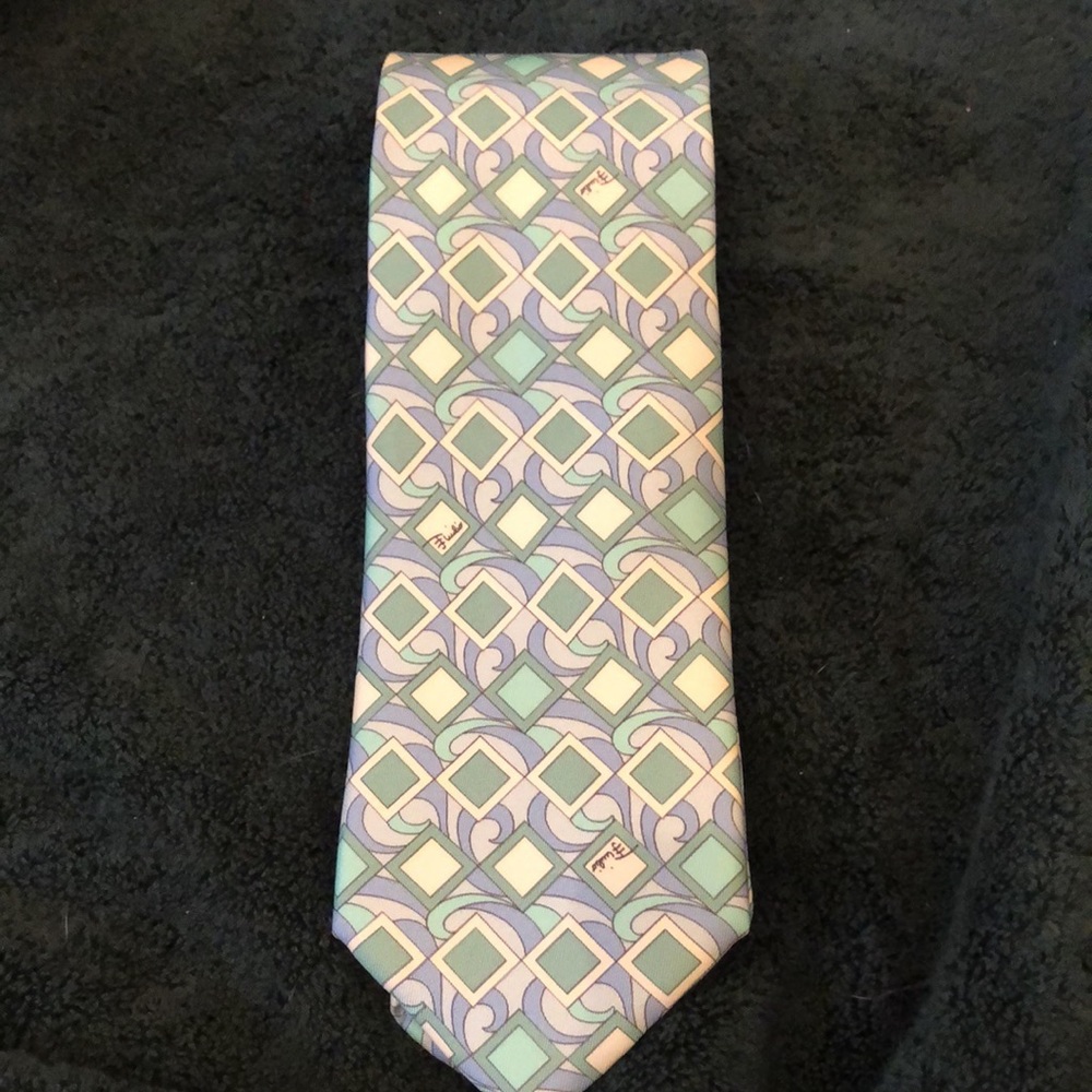 Emilio Pucci Signature Gorgeous Square Box Print Classic Silk Tie